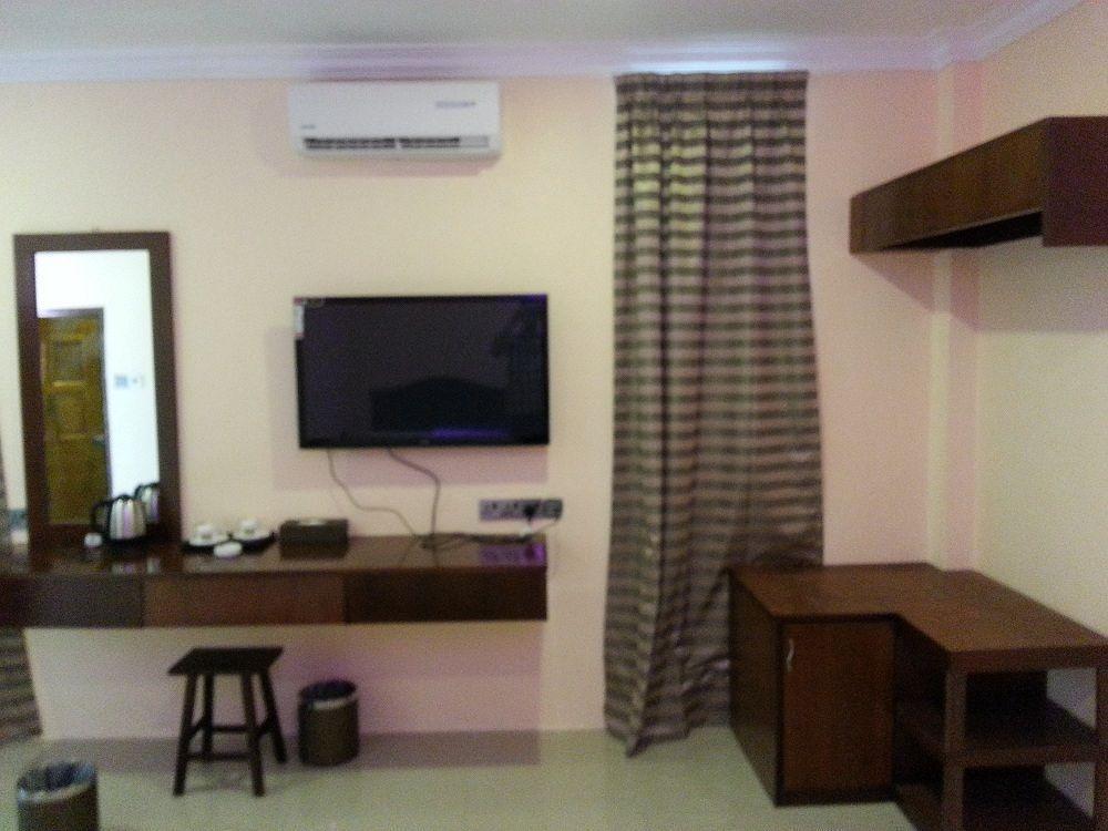 Tomato Hotel Langkawi Luaran gambar