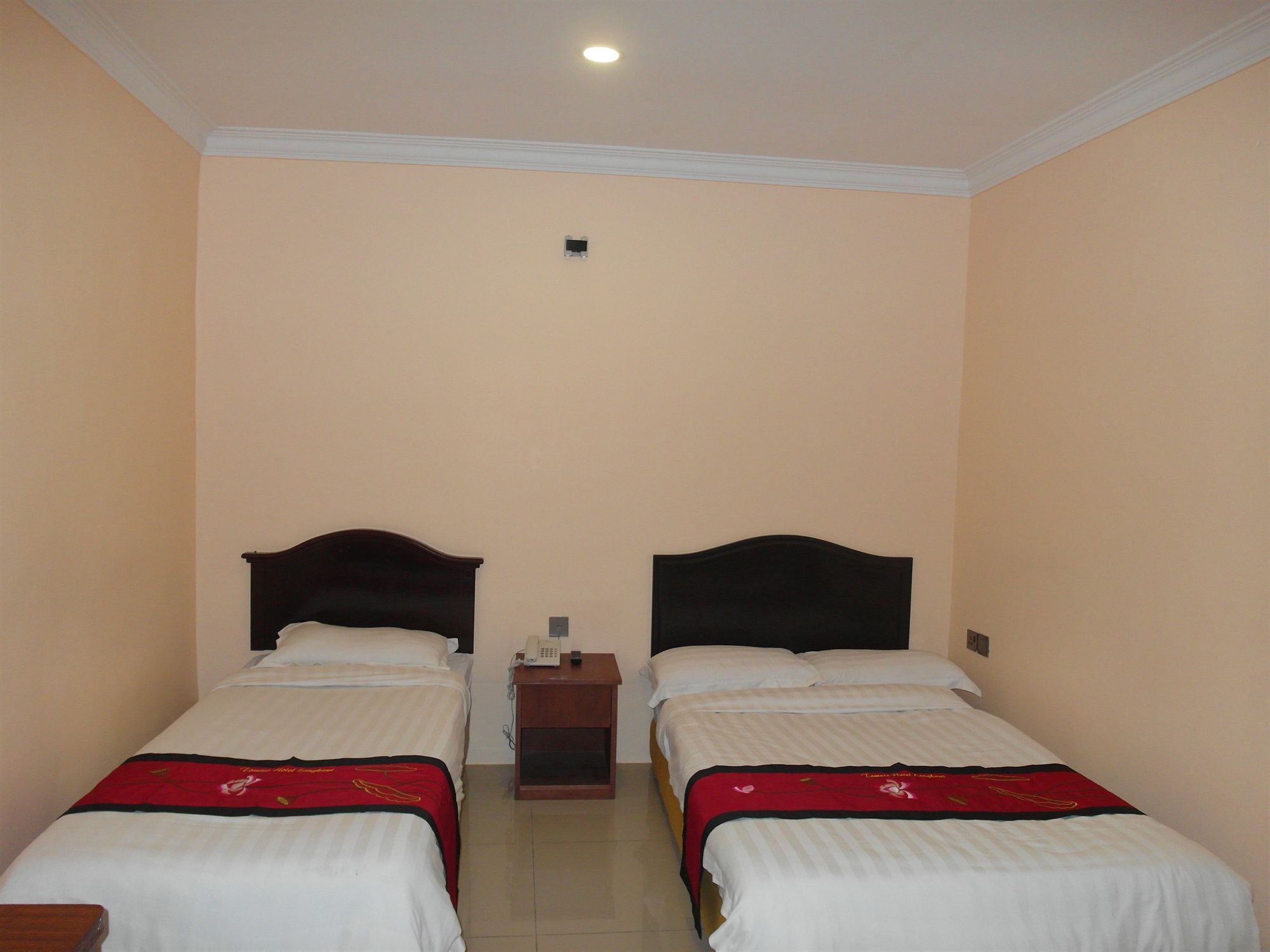 Tomato Hotel Langkawi Luaran gambar